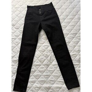 LAR By CDJ Women’s Skinny Black Jeans Three Button pockets Size 30